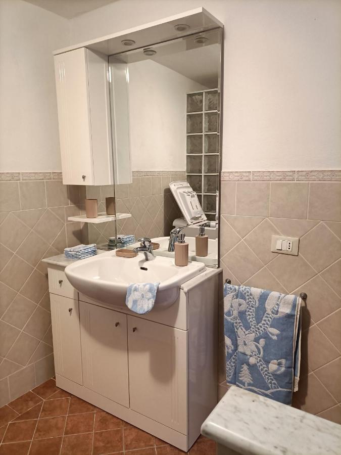 Locazione Turistica La Gesualda Apartamento Castelnuovo di Magra Exterior foto