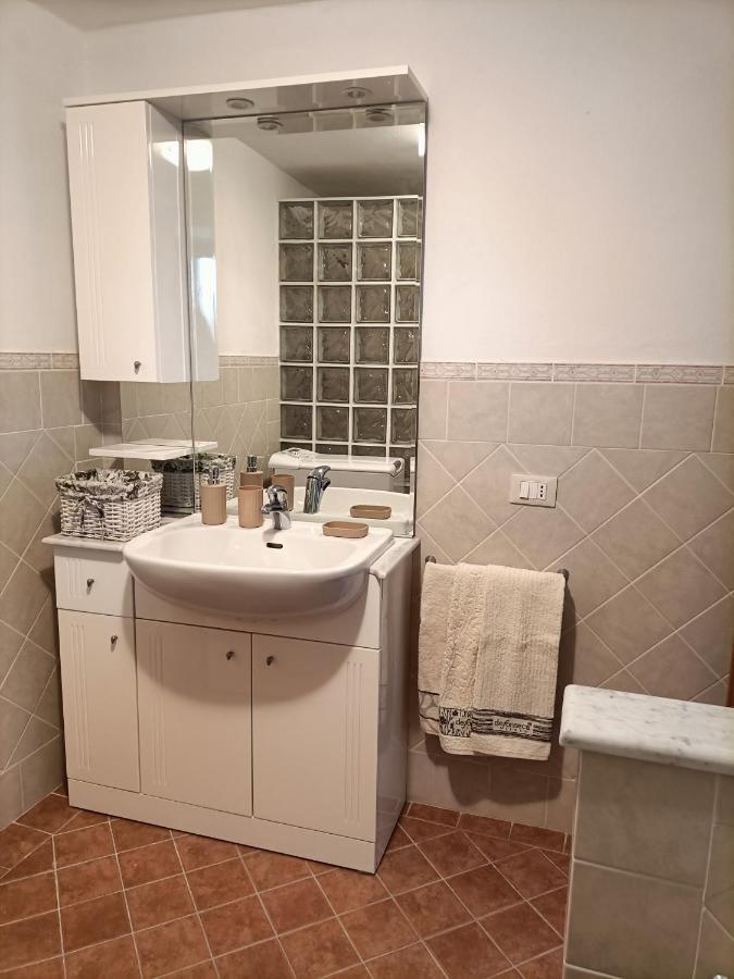 Locazione Turistica La Gesualda Apartamento Castelnuovo di Magra Exterior foto